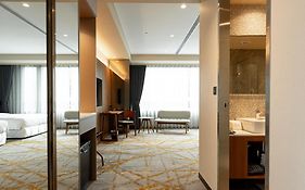 Home Hotel